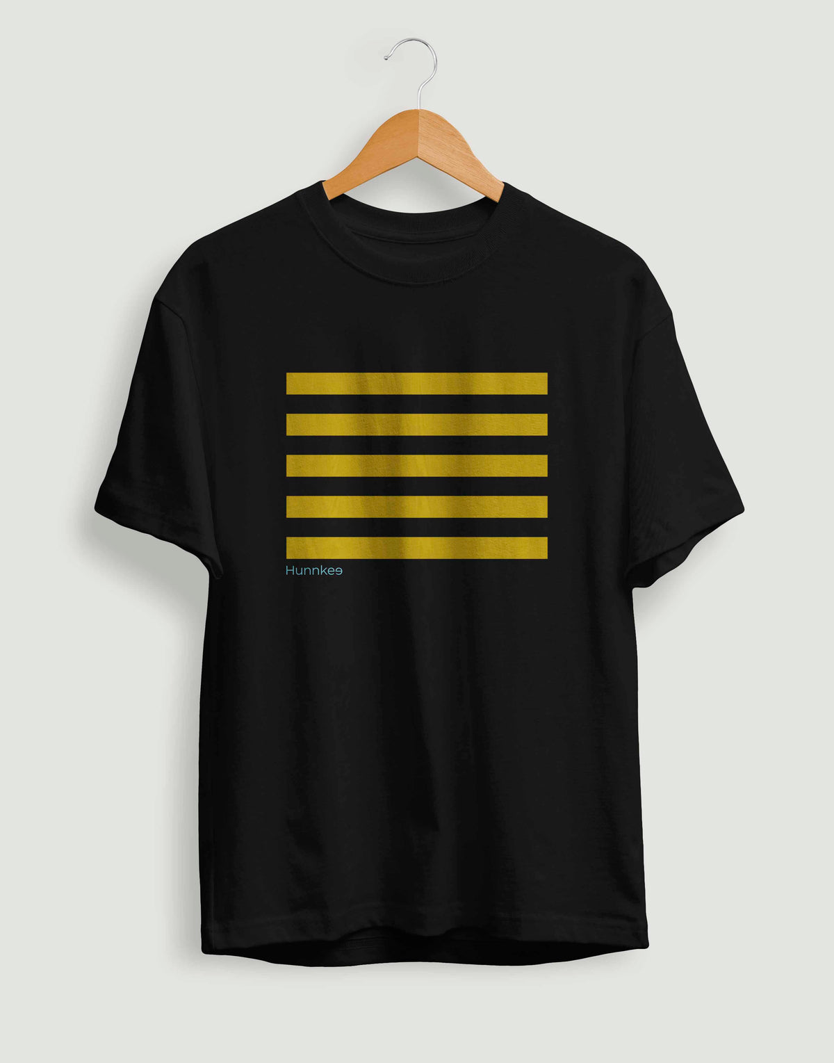 Men's black yellow lines graphic printed tshirt